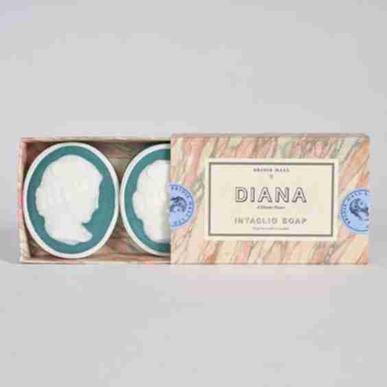 Diana Intaglio Aqua Minerals & Sea Kelp Soaps