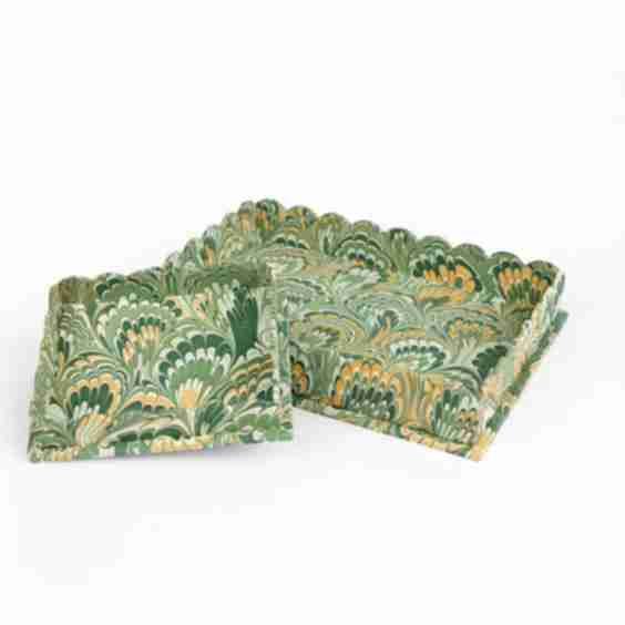 Marbled Scalloped Tray Set