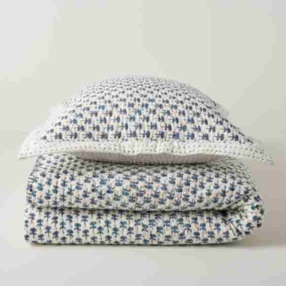 Lilianne Floral Printed Quilt