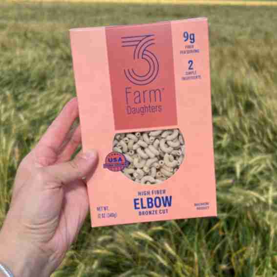 Three Farm Daughters Reviews