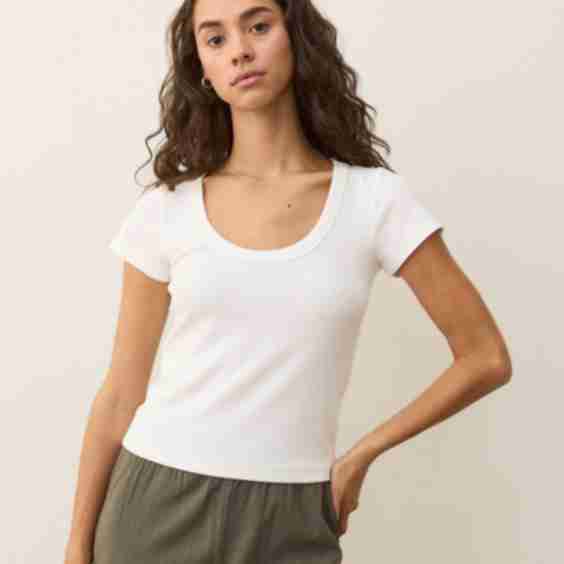 Lexi Rib Sun In Scoop Tee