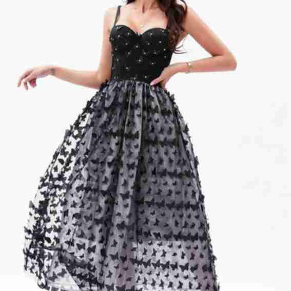 DRESSTELLS Reviews