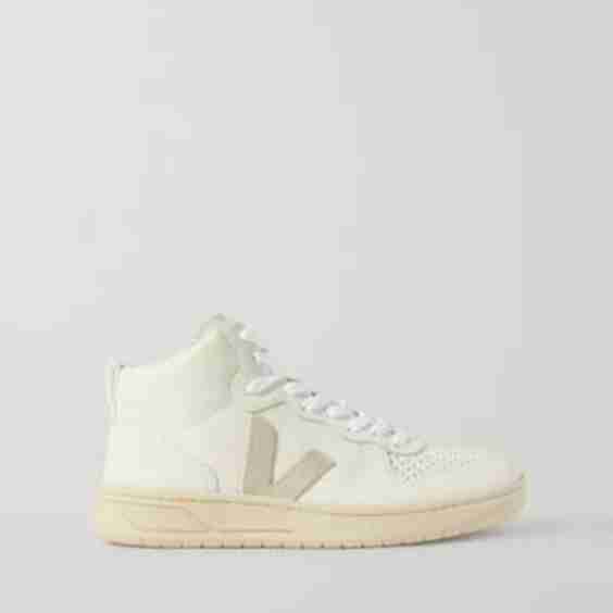 V-15 Sneaker