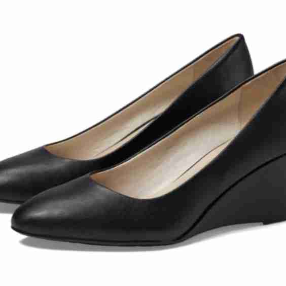 Gio Wedge