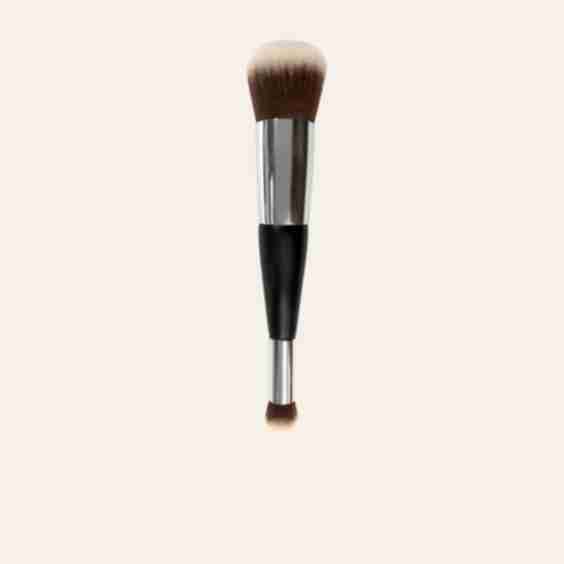 Blend and Buff Foundation Brush
