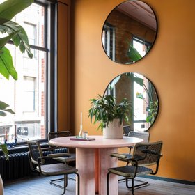 Thonet