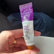 Charlotte C's review of Glossier