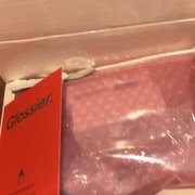 Nikki C's review of Glossier