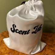 Jennifer E's review of Scent Lab