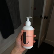 Richelle F's review of Truly Lifestyle Brand