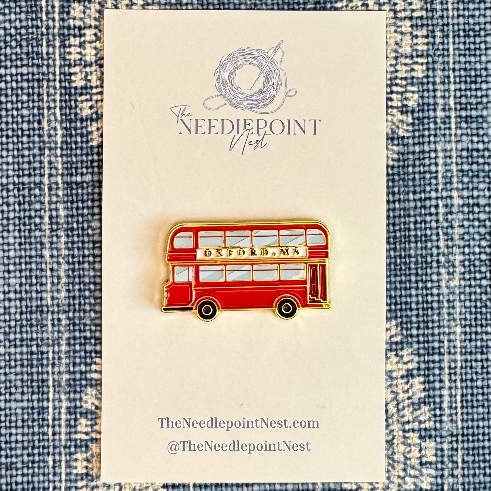 Double Decker Bus Needle Minder
