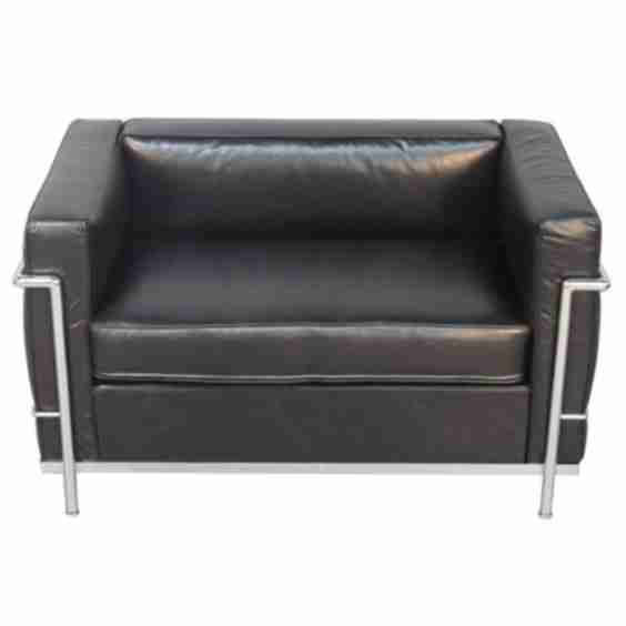Le Corbusier LC 2 Petite Love Seat