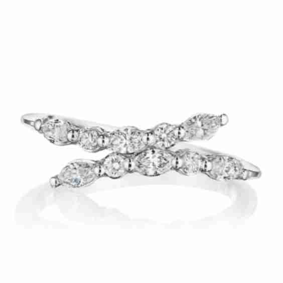 Marquise and Round Diamond Ring In 18Kt 
