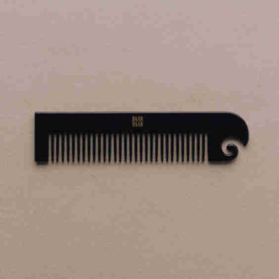 Tae Comb