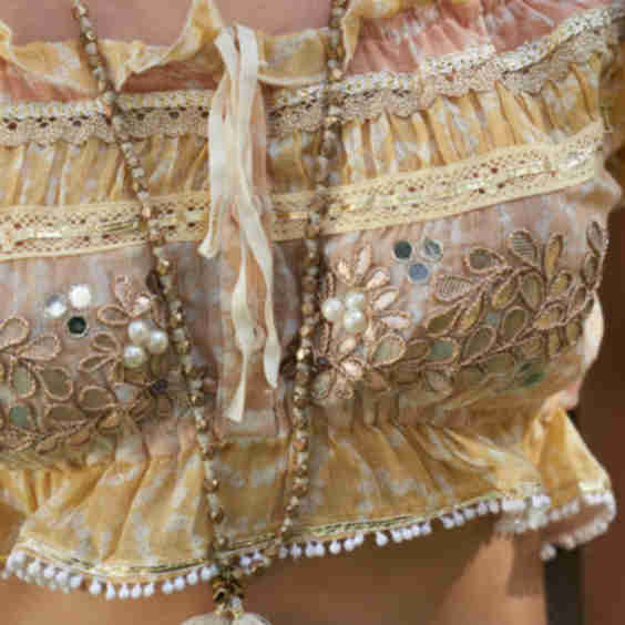 Top Gypsy Bandhini