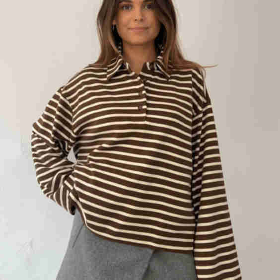 Chin Stripe Top