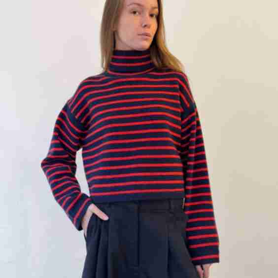 Cosy Cropped Knit Sweatshirt