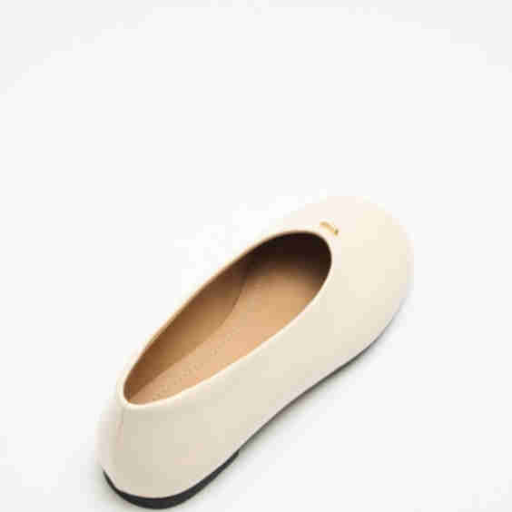 Oval Toe Accessory Detail Bone Ballet Flats