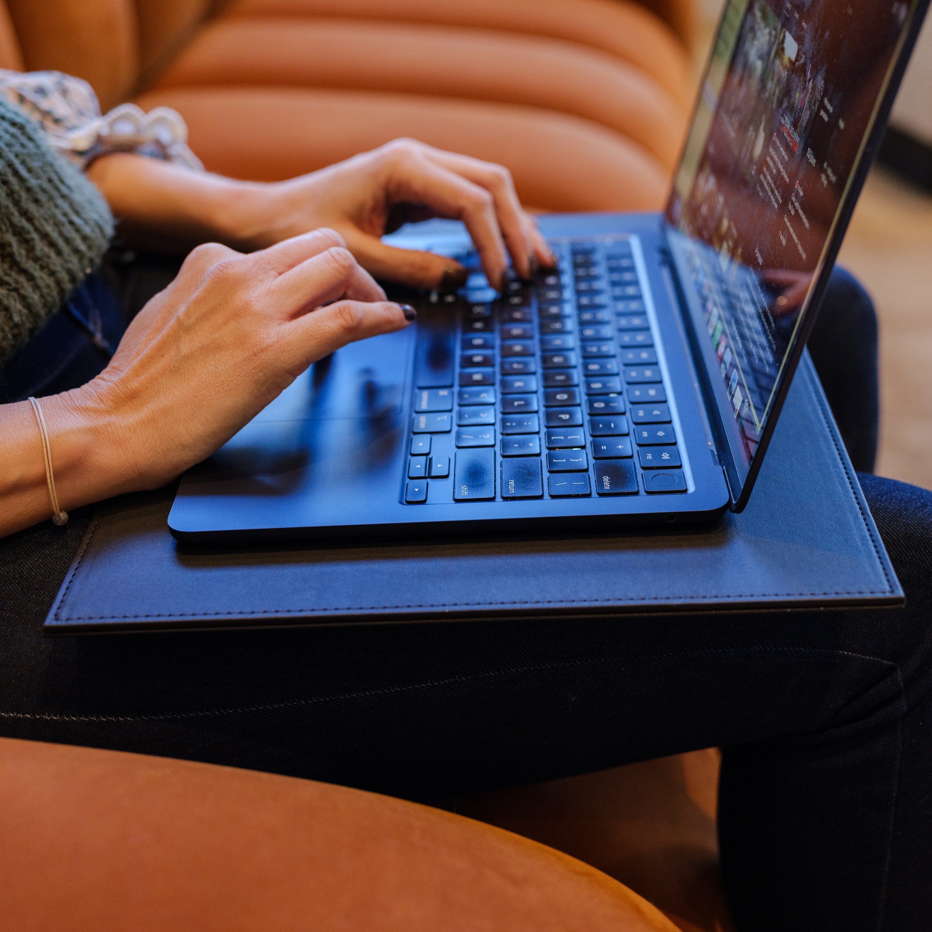 Wavestopper Laptop Pad