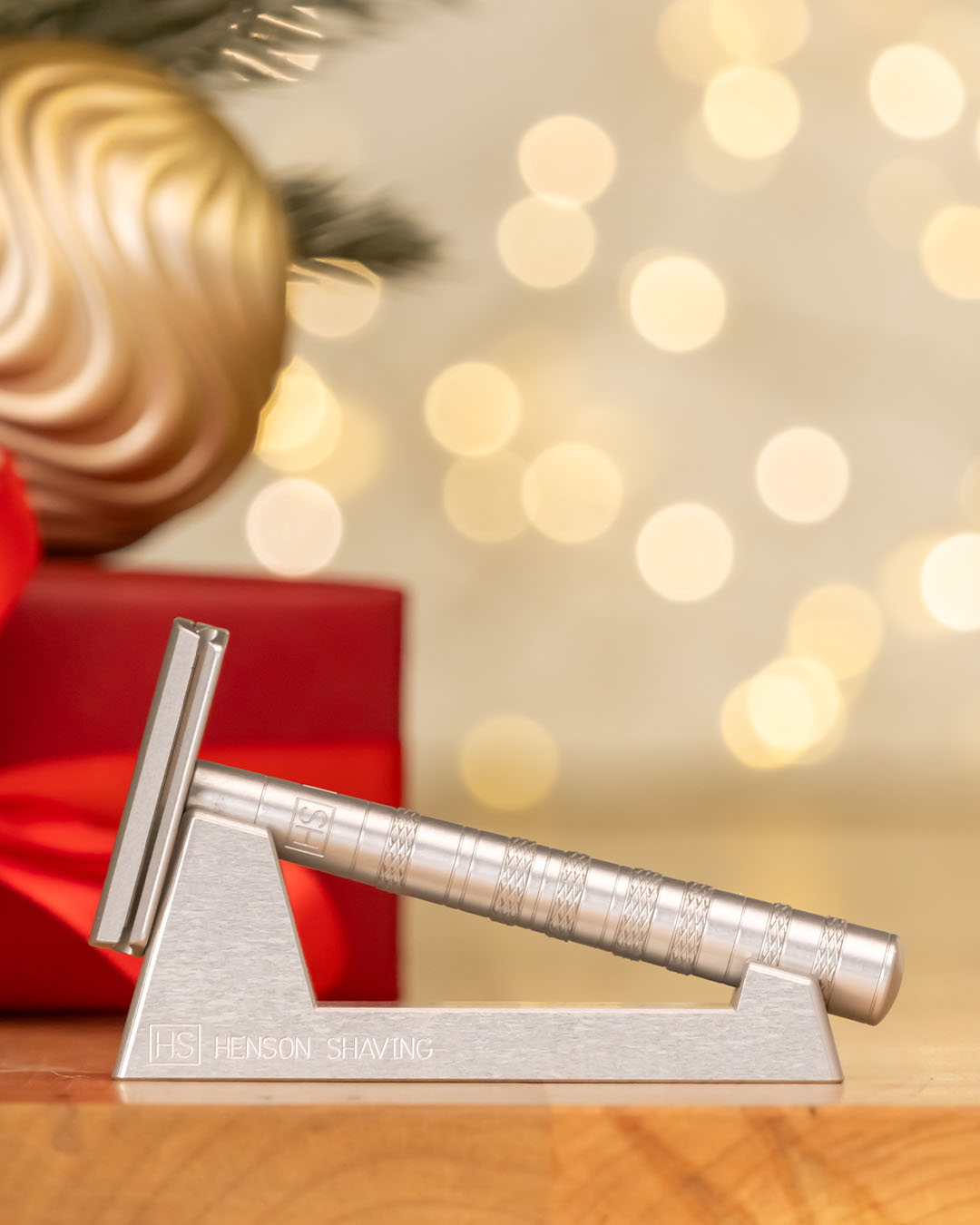 Razor Stand