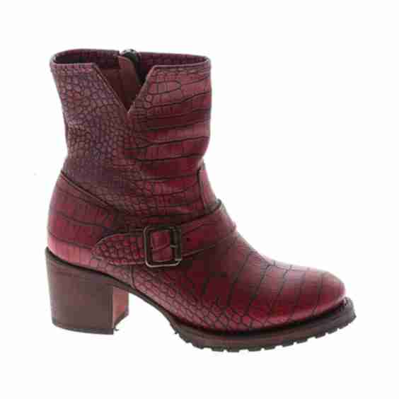 100% Leather Boots Size 7
