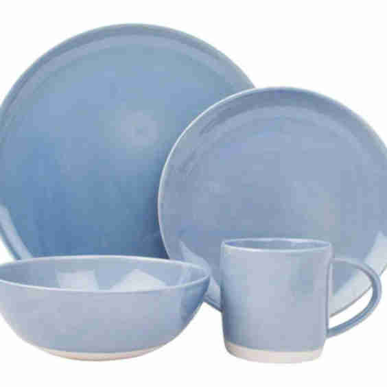 Shell Bisque Blue 4 Pc Place Setting