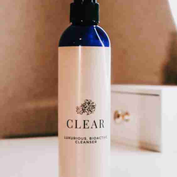 Clear Tremella Pearl Facial Cleanser