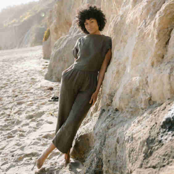 Easy Wide-Leg Pant