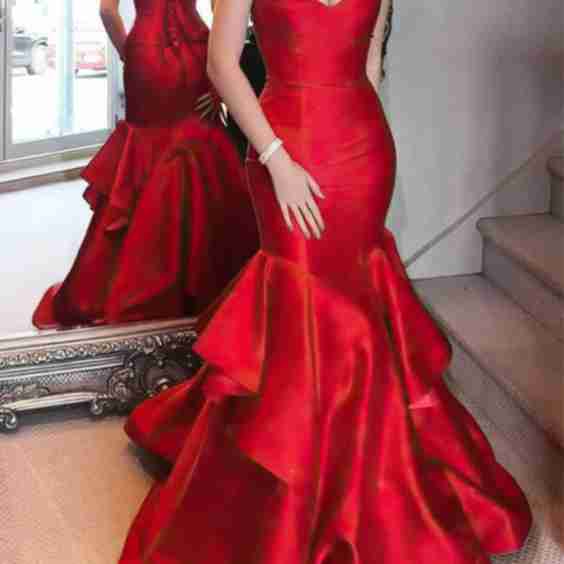 Trumpet/Mermaid Sweetheart Satin Sweep Train Prom Dresses with Cascading Ruffles