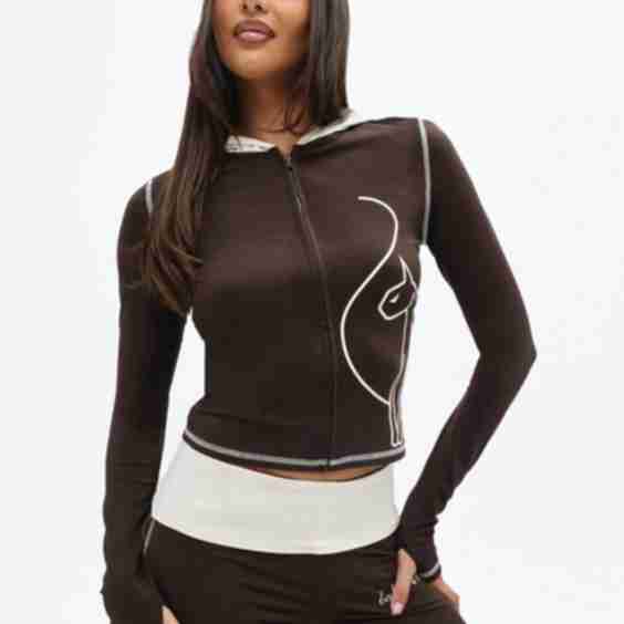 Zip up Hooded Top with Contrast White Trim and Hood Detail Long Sleeve Fitted Cropped Design Cat Silhouette Print
