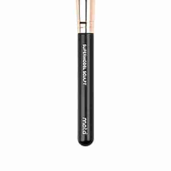 Supermodel Sculpt Contour And Highlight