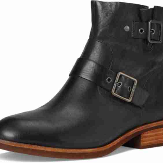 Ellinor Boots