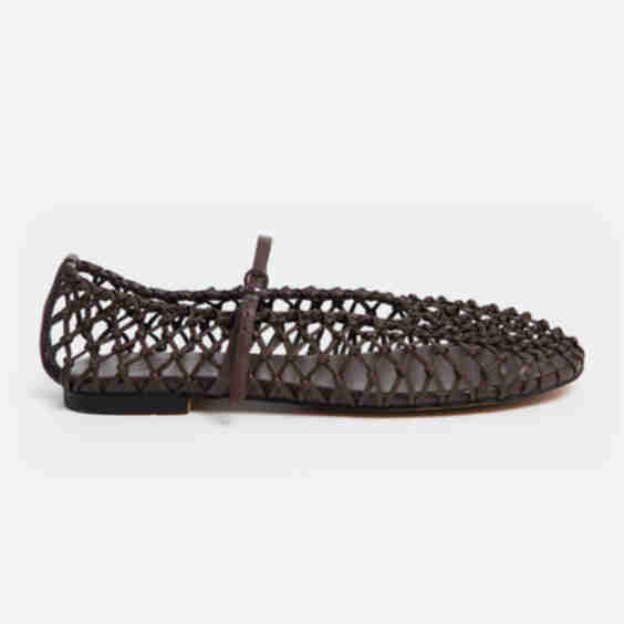Aila Sandal