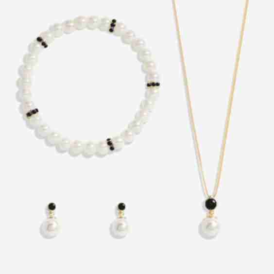 Jet And Pearl Trio Set - Gift Box