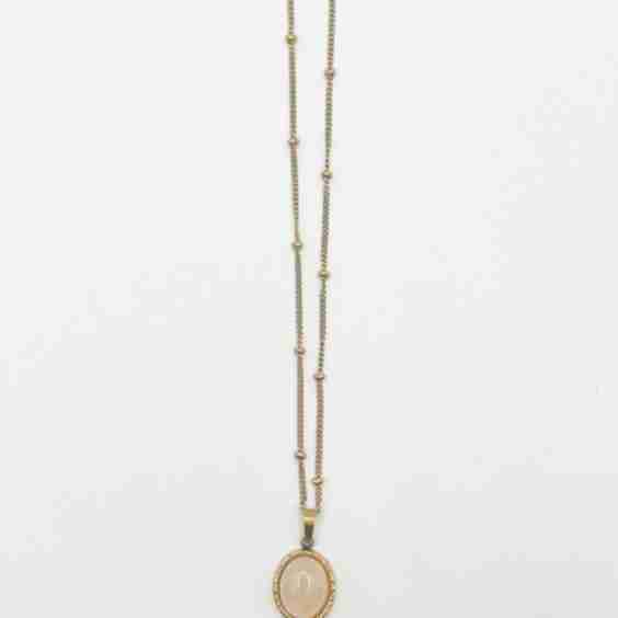 Stone Pendant Necklace 