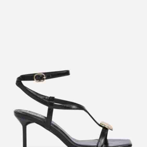 Foolish T Bar Heels