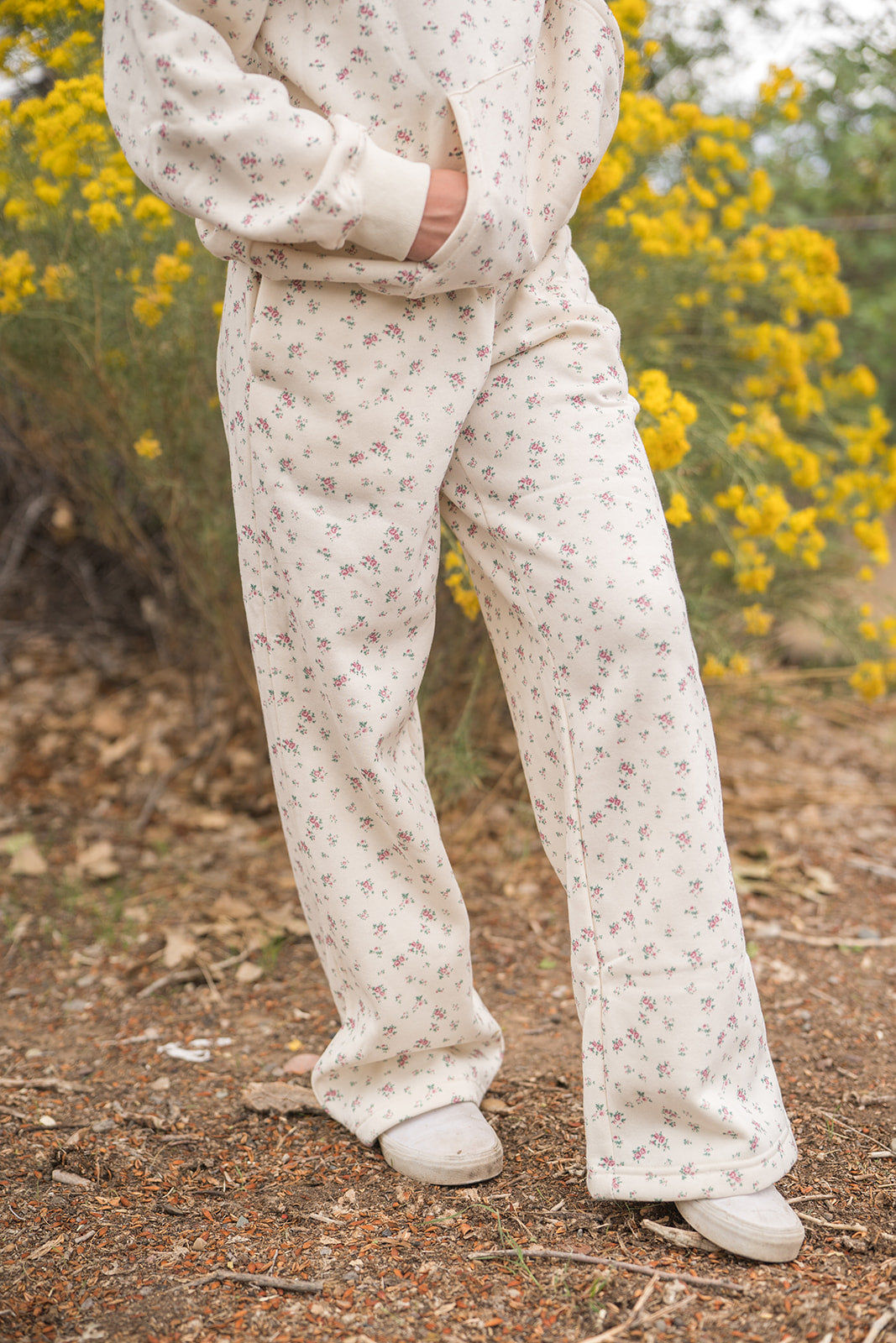 Ditsy Floral Sweatpants