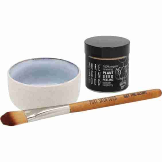 Self-Care Set for Face Masks, Organic Superfood Peeling Mask for a Refined Complexion