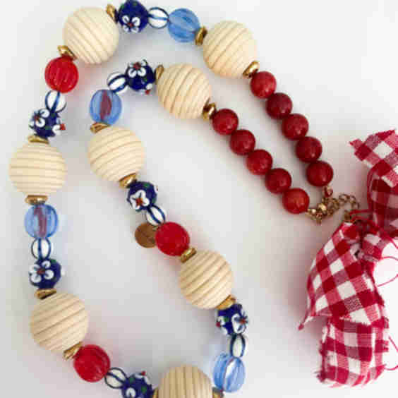 Flora Necklace