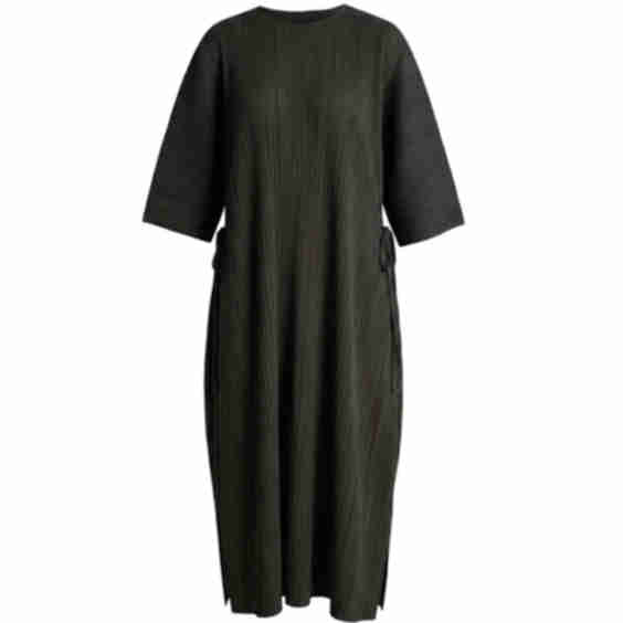 Full Length Pleated Maxi Dress with Cap Sleeves
