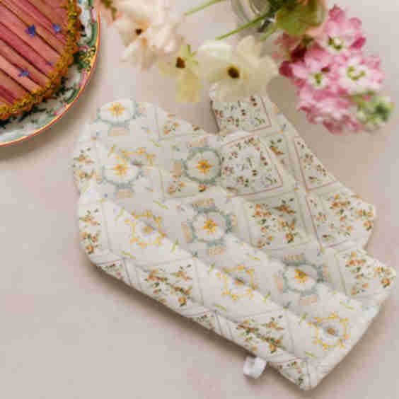 Zia Oven Mitts