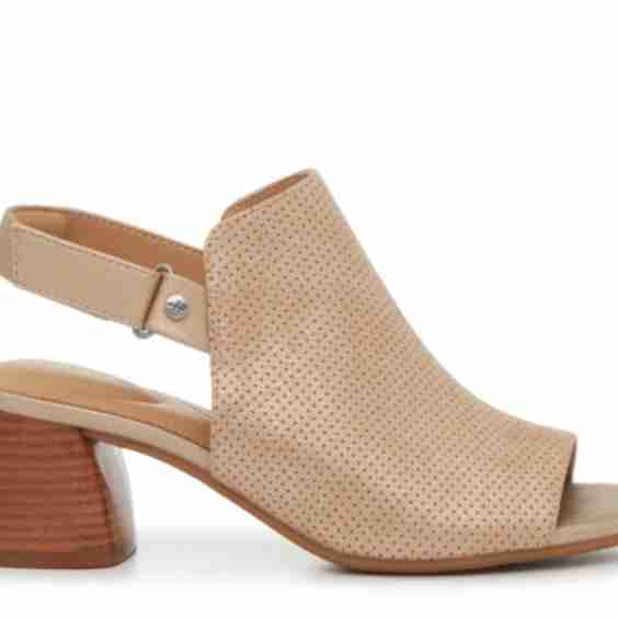 Vivi Sandal