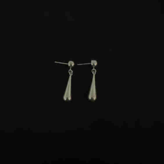 Substance Earrings 01