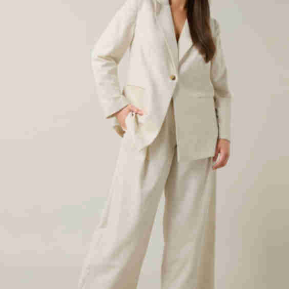 Curve Tailored Linen Trousers