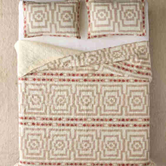 Hypnotic Quilt Set
