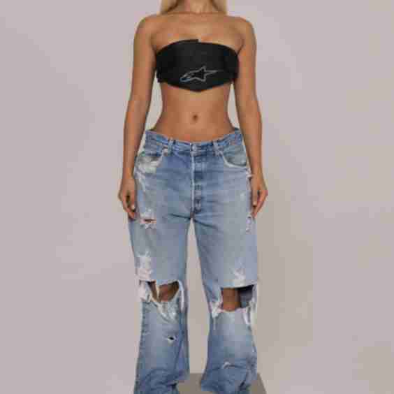 Destroyed Jeans