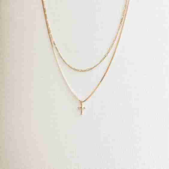 Cross Daily Necklace Set