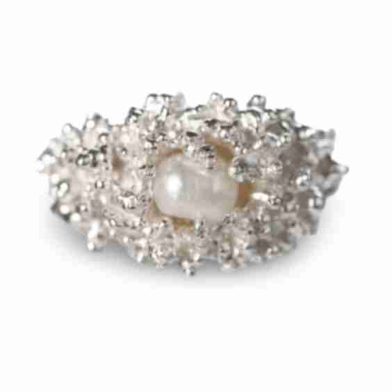 Silver Ring with Pearl 