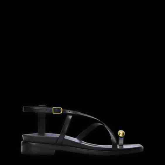 Syma Sandal