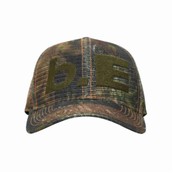 b.E Hat 